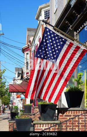 CLINTON, NJ -14 LUG 2020- Vista degli edifici nel centro storico di Clinton, Contea di Huntardon, New Jersey, Stati Uniti. Foto Stock