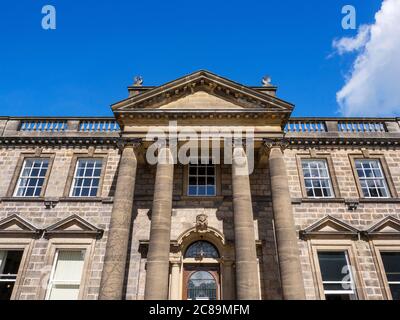 Facciata di Conyngham Hall Knaresborough North Yorkshire Inghilterra Foto Stock