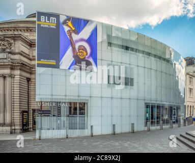 Giustizia per il murale Sheku Bayoh sul lato della Usher Hall, Edimburgo, Scozia, Regno Unito - parte del percorso Murale BLM. Foto Stock