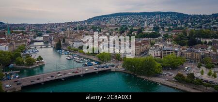 Splendida vista aerea sulla città di Zurigo in Svizzera Foto Stock