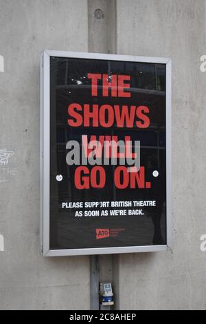 Il Milton Keynes Theatre è attualmente chiuso a causa del Covid-19, ma gli spettacoli si faranno! Foto Stock