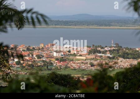 Kampala, la capitale dell'Uganda, si trova sulle rive del lago Victoria, il più grande lago d'acqua dolce dell'Africa. Foto Stock