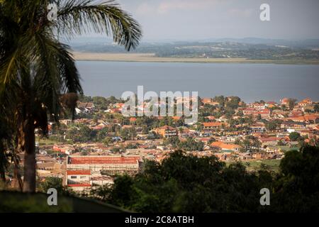 Kampala, la capitale dell'Uganda, si trova sulle rive del lago Victoria, il più grande lago d'acqua dolce dell'Africa. Foto Stock