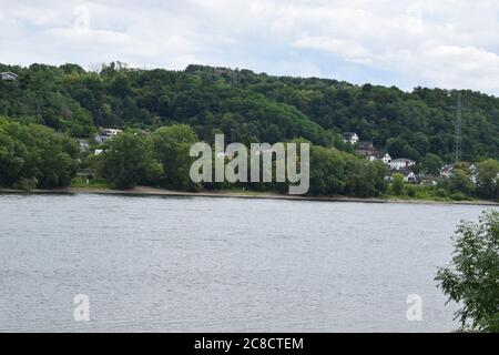 Reno vicino a Sinzig, tra Coblenza e Bonn Foto Stock