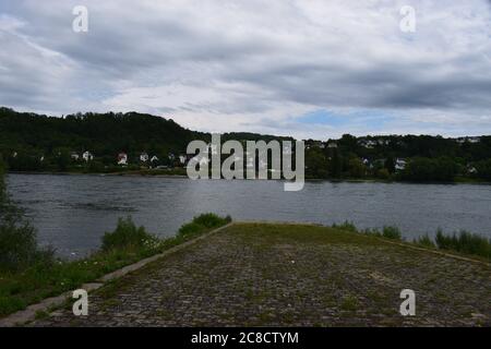 Reno vicino a Sinzig, tra Coblenza e Bonn Foto Stock