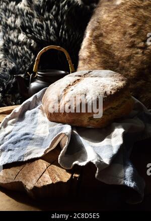 Appetitoso pane fatto in casa. È un pane irlandese soda o un pane soda Foto Stock