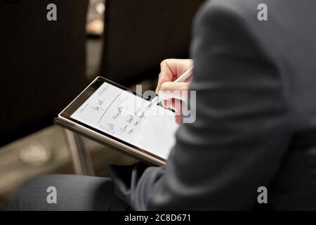 Interazione e riunioni degli ambienti di lavoro aziendali Foto Stock