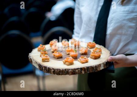 Cibo a ricevimenti, eventi aziendali e matrimoni Foto Stock