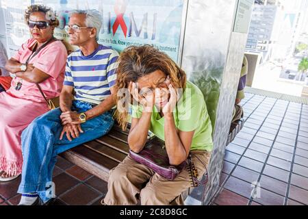 Miami Florida,Metrorail,treno,sistema di trasporto pubblico,fermata,stazione,pendolari,pendolari,neri africani africani,ispanici Latino etnici Foto Stock