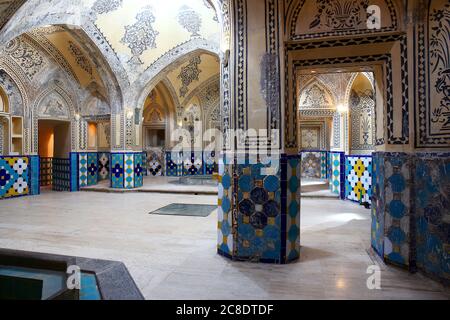 Interno del Sultano Amir Ahmad Bathhouse conosciuto anche come Bathhouse in Kashan Qasemi, Iran Foto Stock