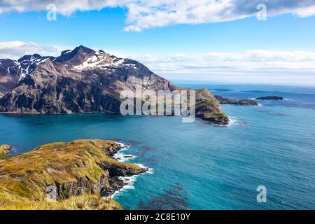 Regno Unito, Georgia del Sud e Isole Sandwich del Sud, costa della baia di Godthul Foto Stock