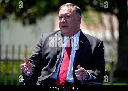 23 luglio 2020, Los Angeles, California, U.S: Il Segretario di Stato americano Mike Pompeo parla durante un panel dopo aver tenuto un discorso sulla Cina comunista e sul futuro del mondo libero alla biblioteca presidenziale di Nixon il 23 luglio 2020 a Yorba Linda, California. Gli Stati Uniti hanno ordinato la chiusura del consolato cinese a Houston, Texas, domani. Credit: ZUMA Press, Inc./Alamy Live News Foto Stock