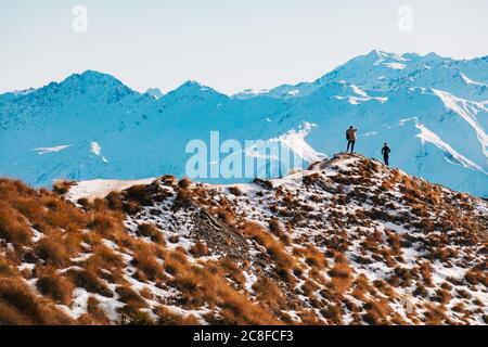 Le Harris Mountains nelle Alpi meridionali della Nuova Zelanda, viste dal Roys Peak Track Foto Stock