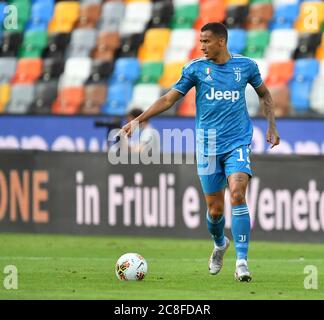 Udine, Italia. 23 luglio 2020. Danilo durante la Serie UNA partita tra Udinese e Juventus allo Stadio Friuli di Udine, Italia, il 23 luglio 2020. Foto di Simone Ferraro. Solo per uso editoriale, licenza richiesta per uso commerciale. Nessun utilizzo nelle scommesse, nei giochi o nelle pubblicazioni di un singolo club/campionato/giocatore. Credit: UK Sports Pics Ltd/Alamy Live News Foto Stock