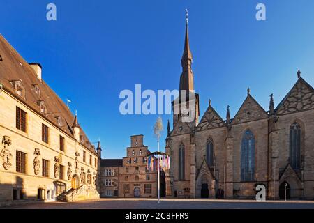 Chiesa di San Marien, Stadtwaage e municipio sulla piazza del mercato nella città vecchia, Germania, bassa Sassonia, Osnabrueck Foto Stock