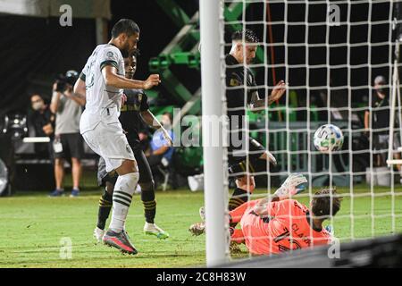 Orlando Florida USA . 23 luglio 2020. Portland Timbers Goalkeeper Clark, Steve n° 12 tenta di risparmiare durante il torneo MLS is Back all'ESPN Wild World of Sport di Orlando, Florida USA. Foto: Marty Jean-Louis Foto Stock