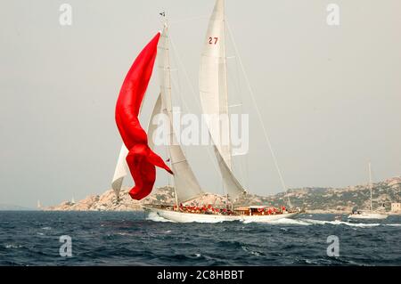 Editorial SARDEGNA - Settembre 2005: i partecipanti nella maxi yacht Rolex Cup boat race Foto Stock