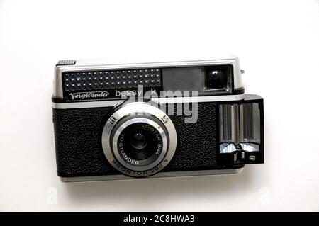 VECCHIA FOTOCAMERA VOIGTLÄNDER BESSY K, Vintage, arte, fotografia, seconda mano, usata, vecchia fotocamera, retro, made in West Germany, 1965 Foto Stock