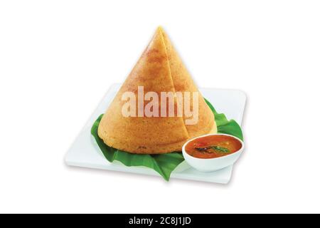 Gruppo di cibo dell'India del Sud come carta Masala DOSA (dhosa), Idli o folle, Wada o vada (Medu vada), sambhar, sambar e chutney di cocco, backgrou bianco Foto Stock