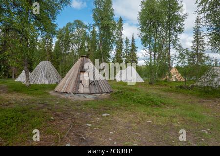 Goahti o capanna in lapponia svedese Foto Stock