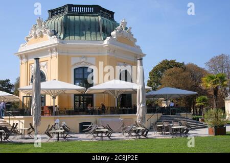 Ristorante Padiglione dell'Imperatore nello Zoo di Schonbrunn, Vienna, Austria Foto Stock