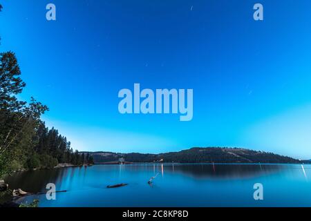 Lago Chatcolet, Idaho, di notte Foto Stock