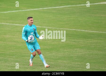 Salvador, Brasile. 25 luglio 2020. Fernando Prass, portiere di Ceara, durante Ceará x Vitória, si è tenuto questo sabato (25), in una partita valida per il Copa do Nordeste 2020, partita che si è tenuta allo stadio Pituaçu, a Salvador, Bahia, Brasile. Credit: Tago Caldas/FotoArena/Alamy Live News Foto Stock