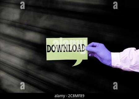 Testo di scrittura di parole Scarica. Foto aziendale che mostra l'atto o l'istanza di trasferimento di qualcosa in un'altra posizione visualizzazione della carta adesiva vuota ACC Foto Stock