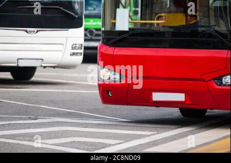 tour autobus closeup in estate Foto Stock