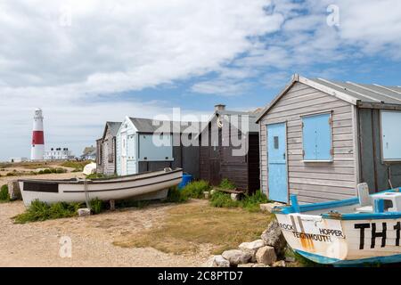 Capanne sulla spiaggia a Portland Bill in Dorset Foto Stock