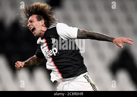 Torino, Italia. 26 luglio 2020. TORINO - 26 luglio 2020: Federico Bernardeschi della Juventus FC festeggia dopo aver segnato un gol durante la Serie A, una partita di calcio tra Juventus FC e UC Sampdoria. (Foto di Nicolò campo/Sipa USA) Credit: Sipa USA/Alamy Live News Foto Stock