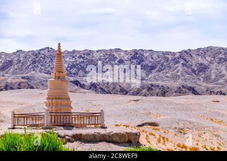 Pagoda, grotte di Mogao, Patrimonio Mondiale della Cultura dell'UNESCO a Dunhuang Cina Foto Stock