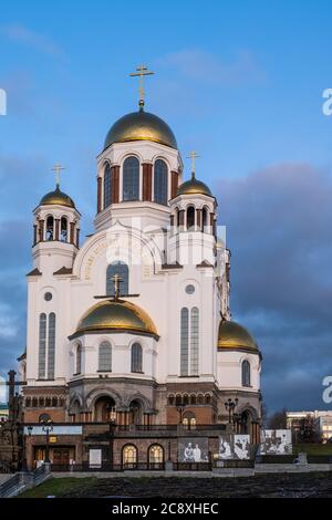 Ekaterinburg, Russia - 30 ottobre 2019: Chiesa sul sangue in onore di tutti i Santi che risplendono in terra russa. Chiesa ortodossa costruita sul sito, dove la Foto Stock