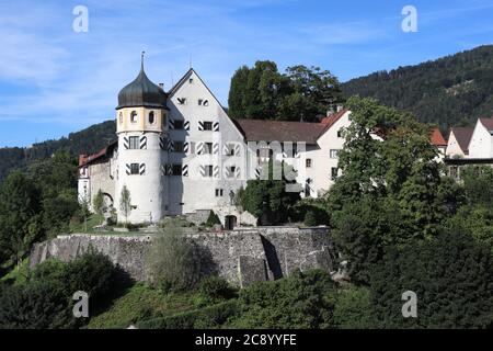 Bregenz, / Austria - 09 2019 agosto: Castello di Deuring situato nella parte alta della città di Bregenz, Austria Foto Stock