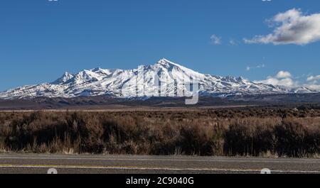 Monte Ruapehu dalla Desert Road, Nuova Zelanda Foto Stock