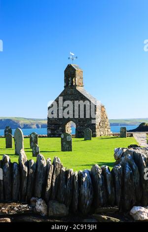 Cwm-yr-eglwys Fishguard Pembrokeshire Wales Foto Stock