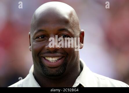 San Francisco, California, Stati Uniti. 28 luglio 2020. Ex giocatore Dana Stubblefield dei San Francisco 49ers in una perdita del 30-21 ai New England Patriots al Candlestick Park di San Francisco. Credit: John Pyle/ZUMA Wire/Alamy Live News Foto Stock