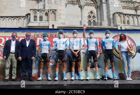 Burgos, Spagna. 28 luglio 2020. Israele Start - Up Nation Dani Navarro ben Hermans (Bél) Davide Cimolai (Ita) Rick Zabel (Ale) Tom van Asbroeck (Bél) Presentazione delle squadre che fanno parte del tour ciclistico di Burgos, luglio 2020 Credit: CORDON PRESS/Alamy Live News Foto Stock