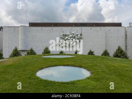 Sul retro con giardino del Museo Staedel, museo d'arte a Francoforte sul meno Foto Stock