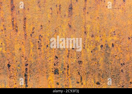 Texture in metallo con graffi e crepe che può essere utilizzata come sfondo Foto Stock