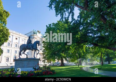 Vienna: parco Burggarten, palazzo Neue Burg, monumento a Franz Stephan von Lothringen nel 01. Città vecchia, Vienna, Austria Foto Stock