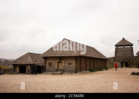 Alloggio Zaporizhzhya Cossacks sull'isola di Khortytsya Foto Stock