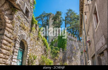 Orvinio, bellissimo borgo in provincia di Rieti, Lazio, Italia. Foto Stock