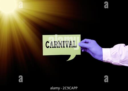 Testo di scrittura di parola Carnevale. Foto d'affari che mostra l'impresa di viaggio che offre divertimenti, mostre, ecc. visualizzazione di Empty Sticker Paper Acces Foto Stock