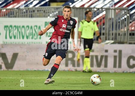 Cagliari, Italia. cagliari, Italia, Sardegna Arena, 29 lug 2020, Federico Mattiello di Cagliari Calcio durante Cagliari vs Juventus - serie a di calcio italiana - Credit: LM/Luigi Canu Credit: Luigi Canu/LPS/ZUMA Wire/Alamy Live News 2020 Foto Stock
