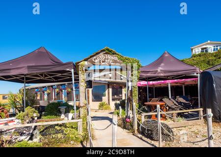 Crab House caffè in una giornata estiva soleggiata, vicino a chesil Beach, Portland, Dorset, Regno Unito. Foto Stock