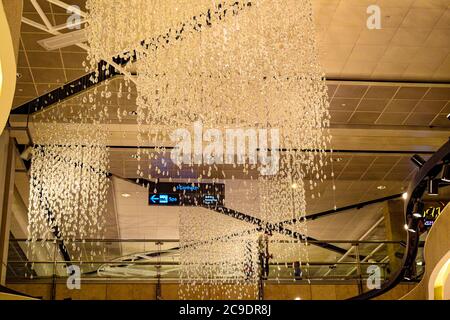 SINGAPORE - circa agosto, 2016: all'interno dell'Aeroporto Changi di Singapore. L'Aeroporto Changi di Singapore è il principale aeroporto civile per Singapore e uno di Foto Stock