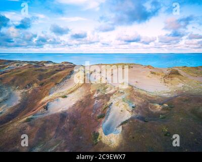 Belle dune grigie, dune morte alla spida curoniana a Nida, Neringa, Lituania Foto Stock