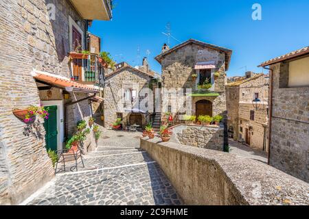 Castelnuovo di Porto, piccolo e bellissimo borgo in provincia di Roma, Lazio, Italia. Foto Stock