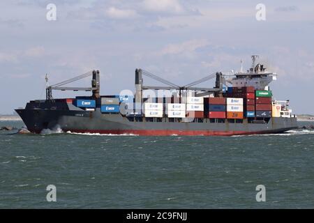 Il 3 luglio 2020 la nave da carico vera D lascerà il porto di Rotterdam. Foto Stock